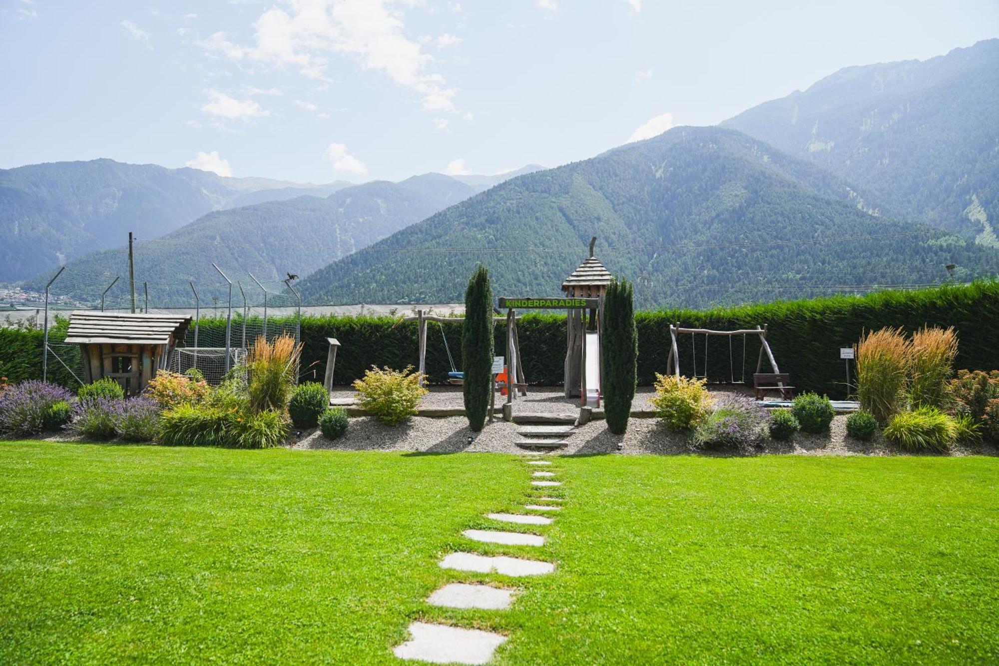 Residence Montani Laces Exterior foto